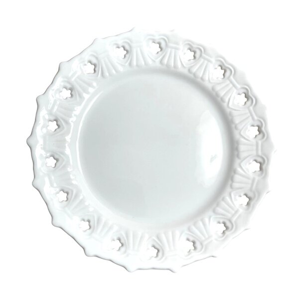 Decorative Pierced Star In Heart Edge Plate 8.5” By Twos Company grannycore - Picture 1 of 3